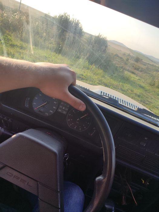 Opel Record 1984г