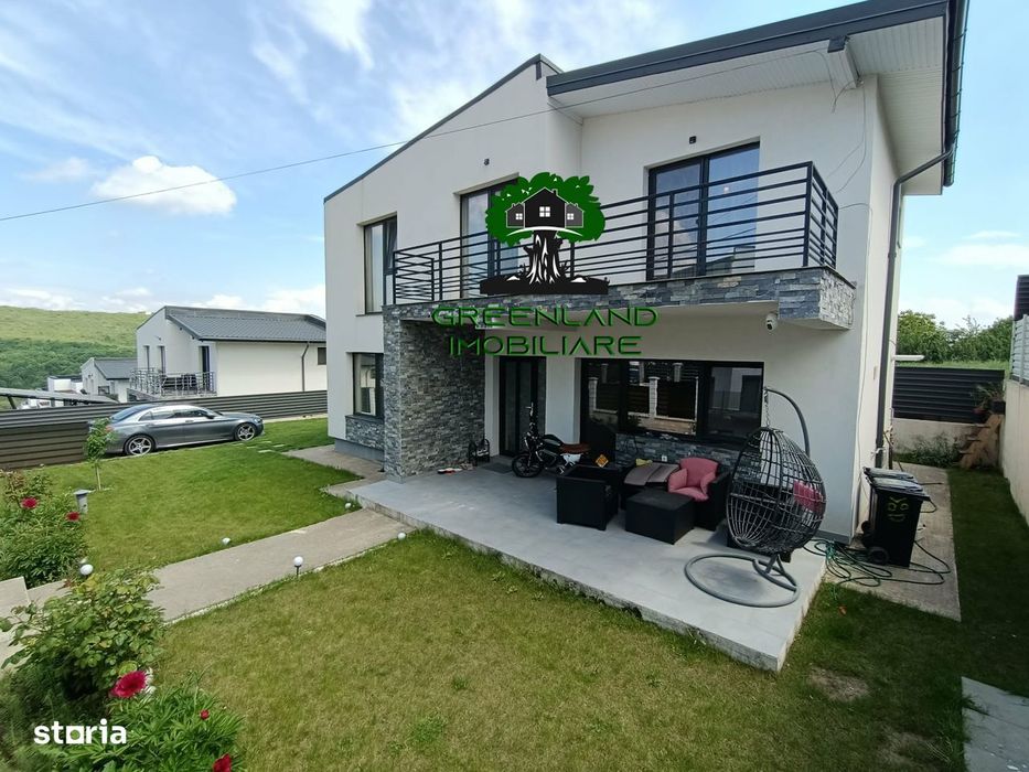 Vila 4 camere, 2 bai,154 mp, Semi Mobilata, canalizare, asfalt, Rediu