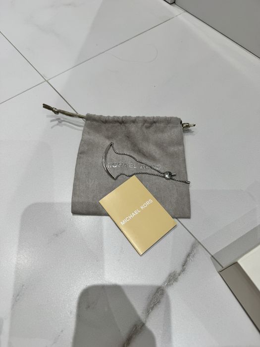 Нова гривна Michael Kors