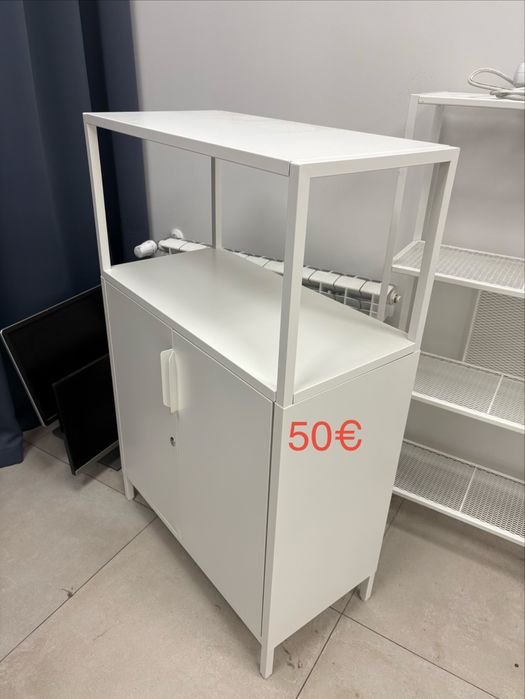 ВСИЧКО НА ПОЛОВИН ЦЕНА Офис мебели, бюра, настолни лампи, шкафове