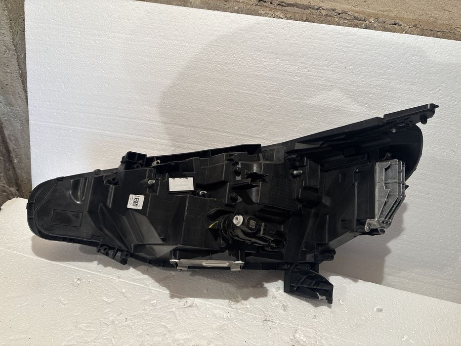 Десен фар Renault Clio 5