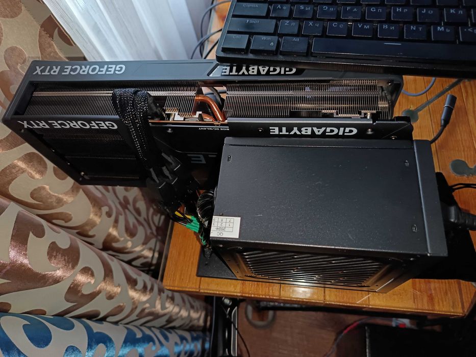 RTX4080 Gigabyte