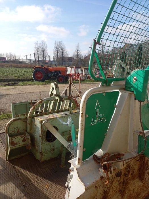 troliu  forestier discuri agricole plug  dtc utb universal