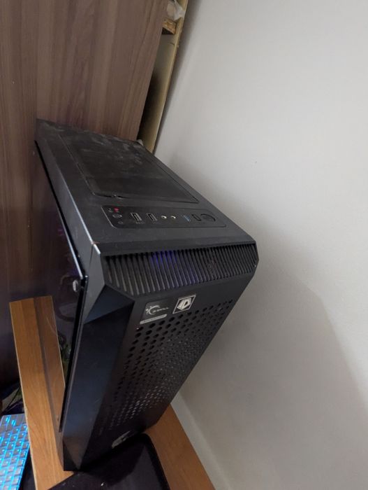 продам бюджетный игровой компьютер