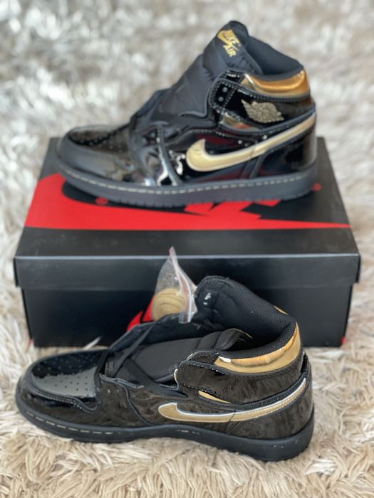 Jordan 1 Retro High Black Metallic Gold Dark Nike Full Box Verificare