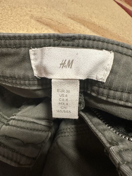 Pantaloni verzi H&M