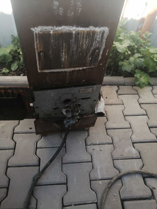 Продам печку газ уголь