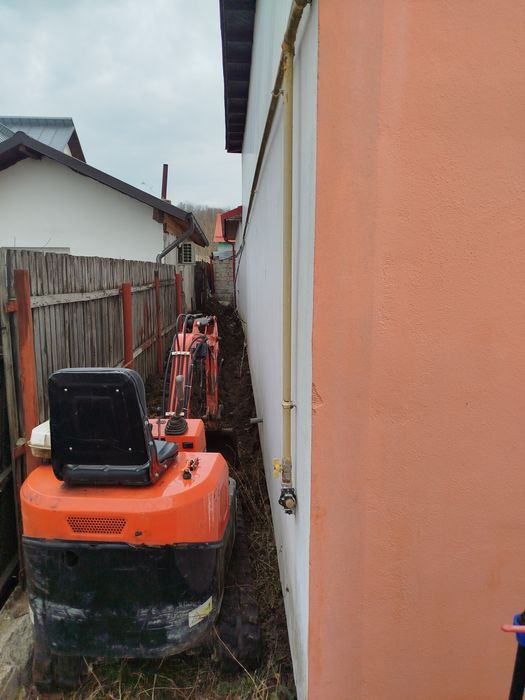 Inchiriez masina taiat beton,asfalt ,placa compactoare, ciocan demolat