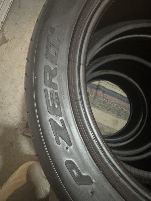 Kомплект чисто нови гуми Pirelli P Zero 255/45/18