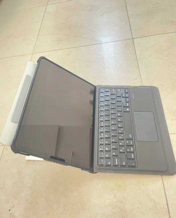 Metallic Stand for laptop, ipad and tablet