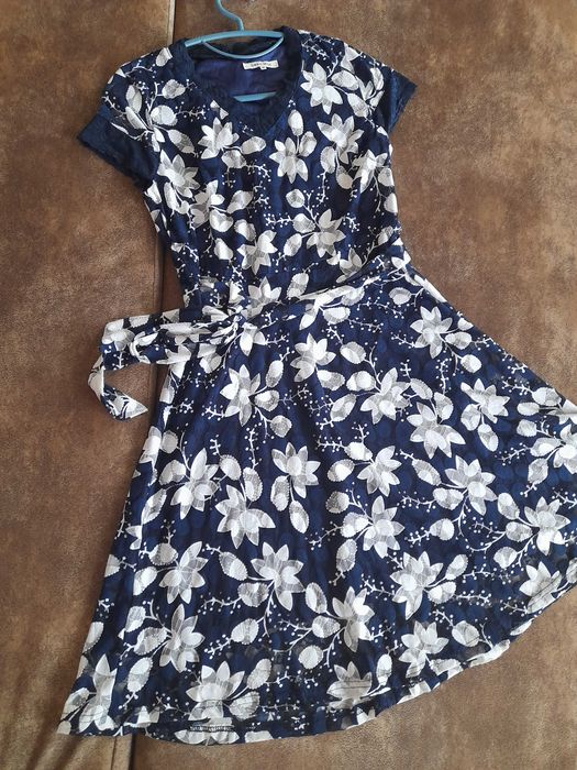 Дамска лятна дантелена рокля - нова 30 лв.