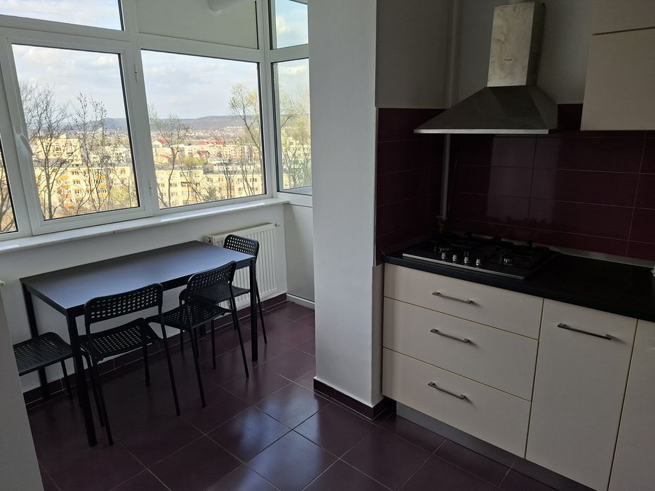 De inchiriat apartament 3 camere, Pitesti, Cartier Craiovei