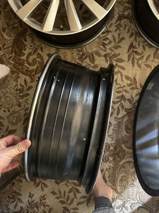 Продам диски r17