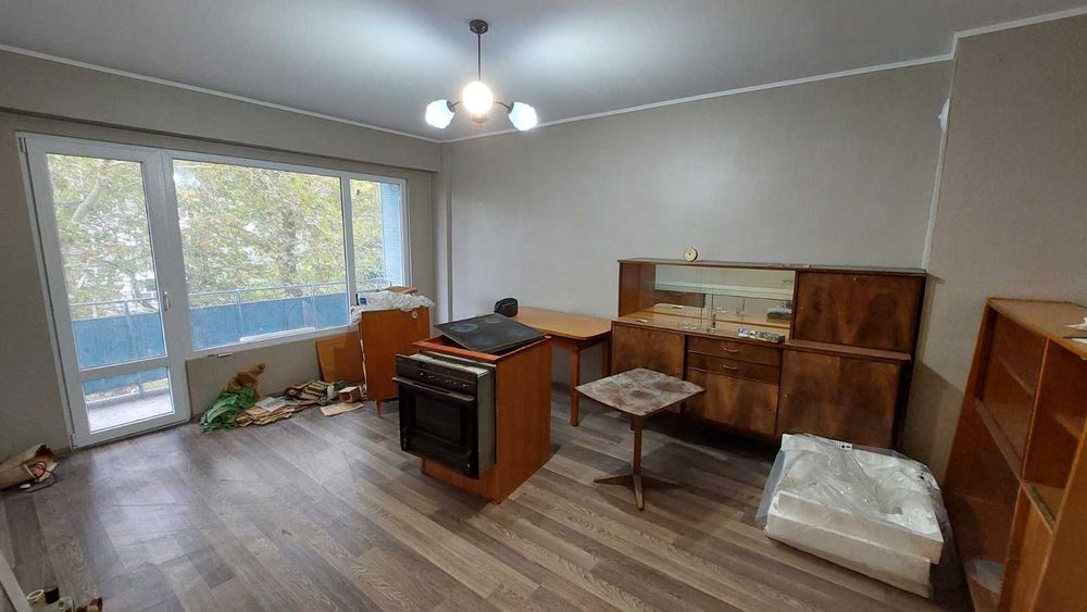 Продава се Четиристаен апартамент в Варна, Цветен квартал - 86 кв.м за 1453 €/кв.м - Снимка #9