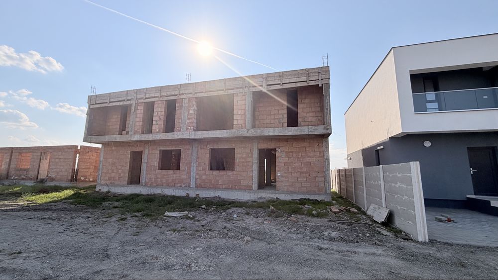 Duplex de vanzare Sacalaz(tot duplexul)