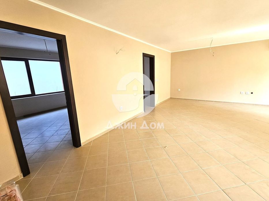 Продава се Тристаен апартамент в Ахелой - 79 кв.м за 1130 €/кв.м - Снимка #2