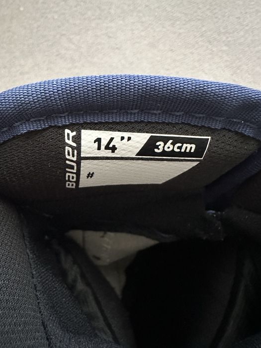 Перчатки синие НОВЫЕ Хоккей BAUER MACH