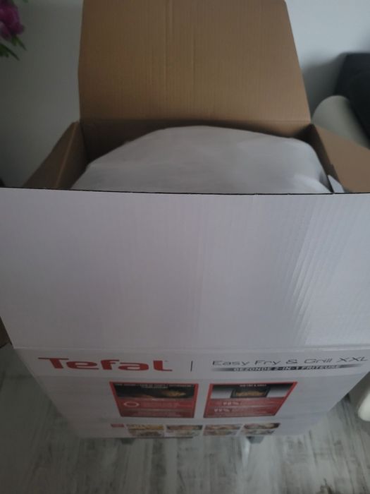 Friteuza cu aer cald Tefal EasyFry & Grill xxl noua cu garanție 2 ani