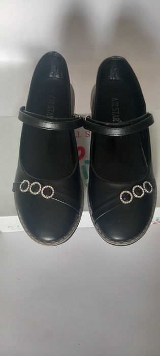 Детски официални обувки