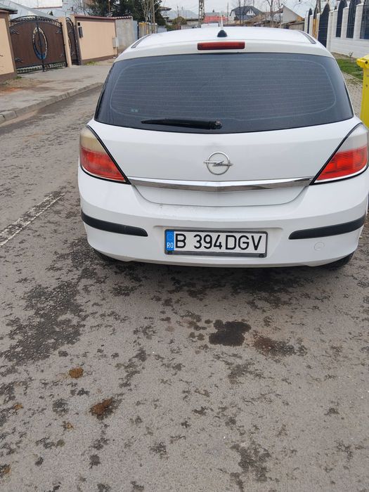 Vând Opel Astra h