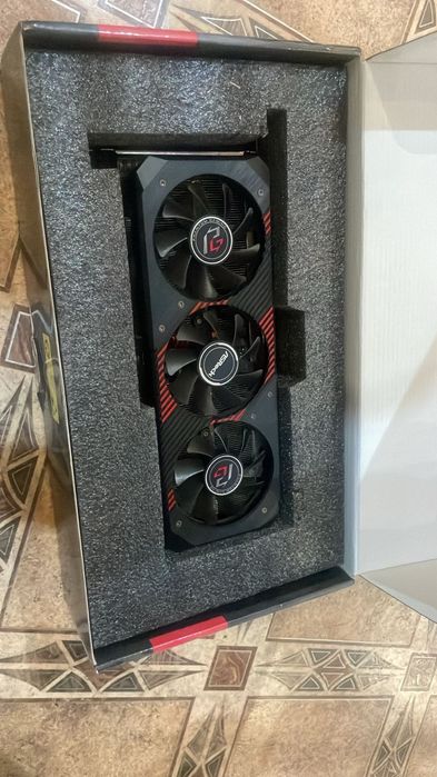 Продам 5700хт phantom gaming