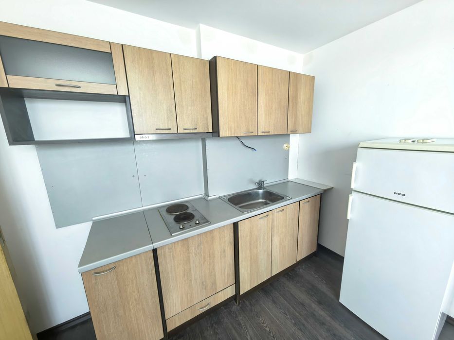 Кухня с котлон и мивка 100 евро