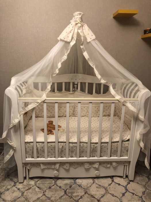 Манеж, детская кроватка