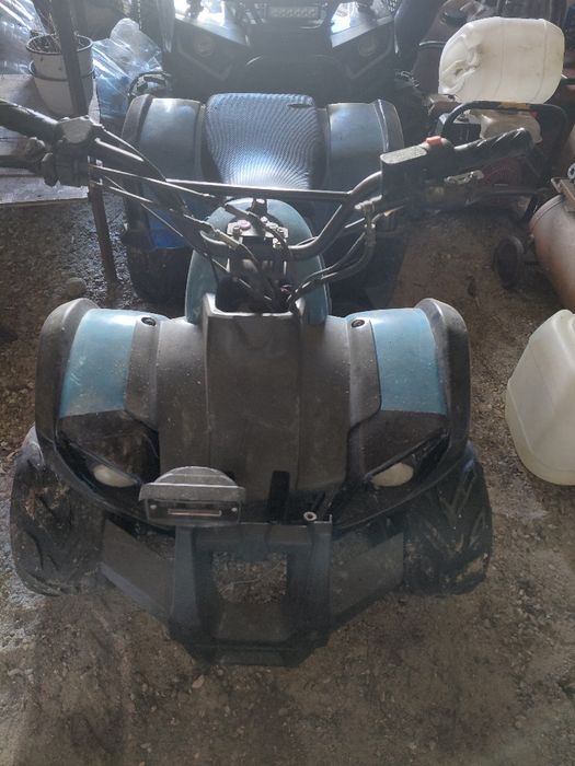 Vând ATV 125cc automat
