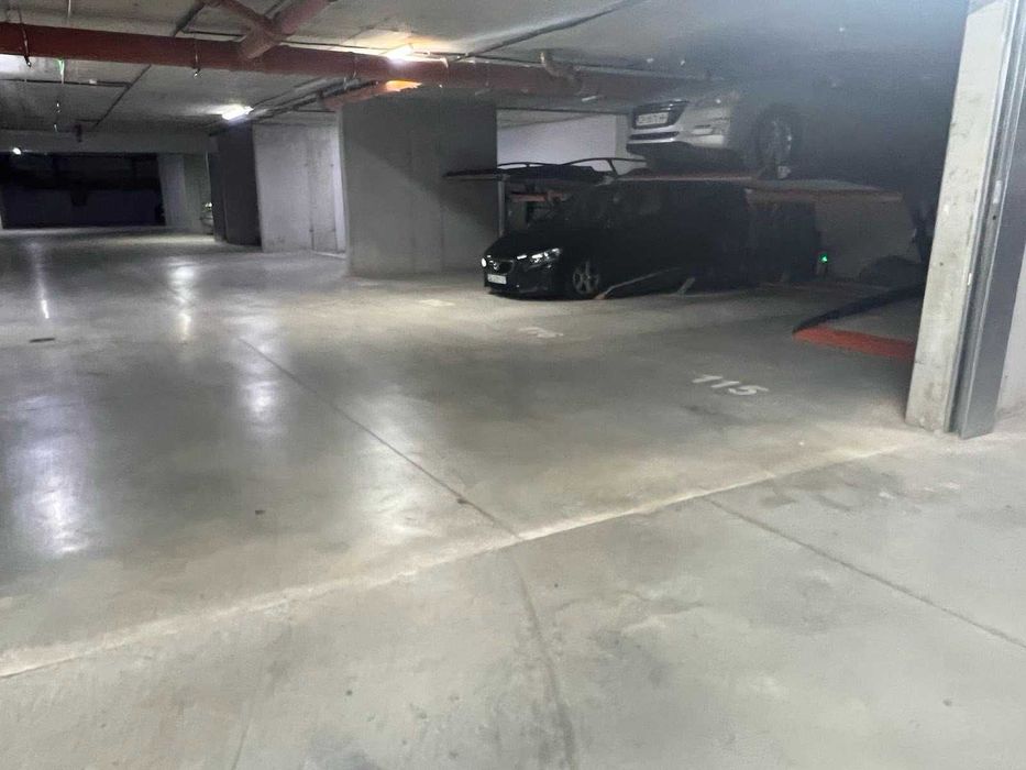 Дава се под наем Гараж / Паркомясто в София, Банишора - 15 кв.м за 204 € - Снимка #3