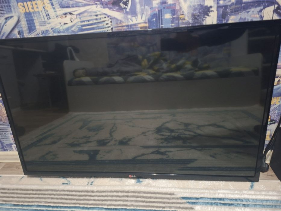 Продам телевизор LG