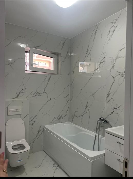 Inchiriez apartament zona ISU