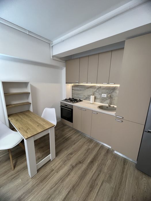 Vand Apartament 2 Camere + Loc de Parcare - Str. Sergent Ilie Petre