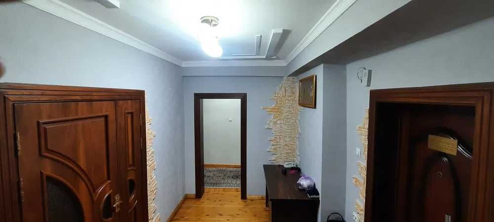 Нукусская улица рядом посольство России, супермаркет Макро 140 кв.м