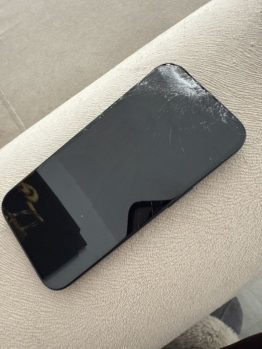 Iphone 15 - piese