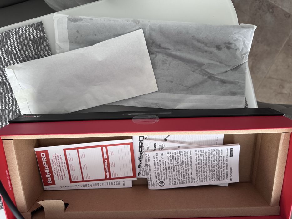 BabyLiss  йонизираща преса за коса