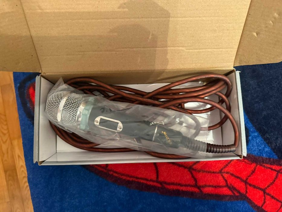 Продавам микрофон – втора употреба