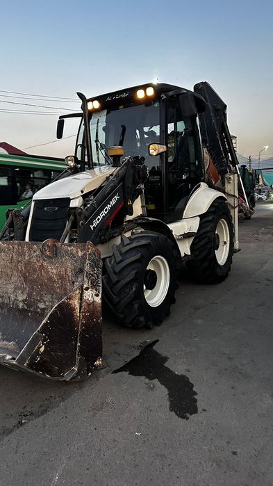 Погрузчик Экскаватор 3в1 трактор