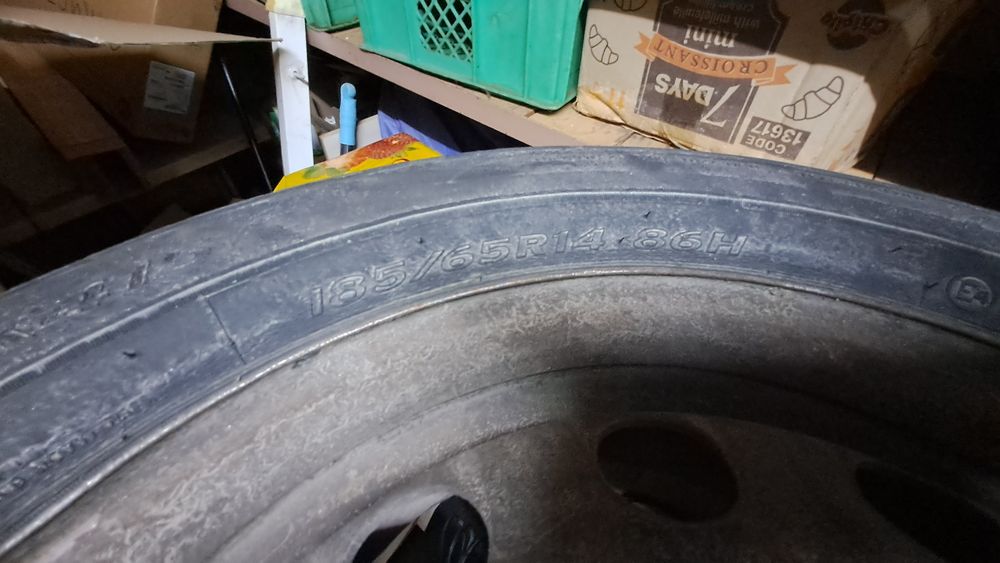 Гуми +джанти 2бр