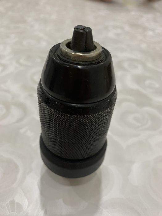 Патрон для перфоратора