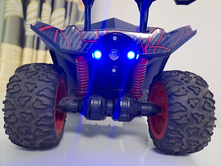 радиоуправляемая машина