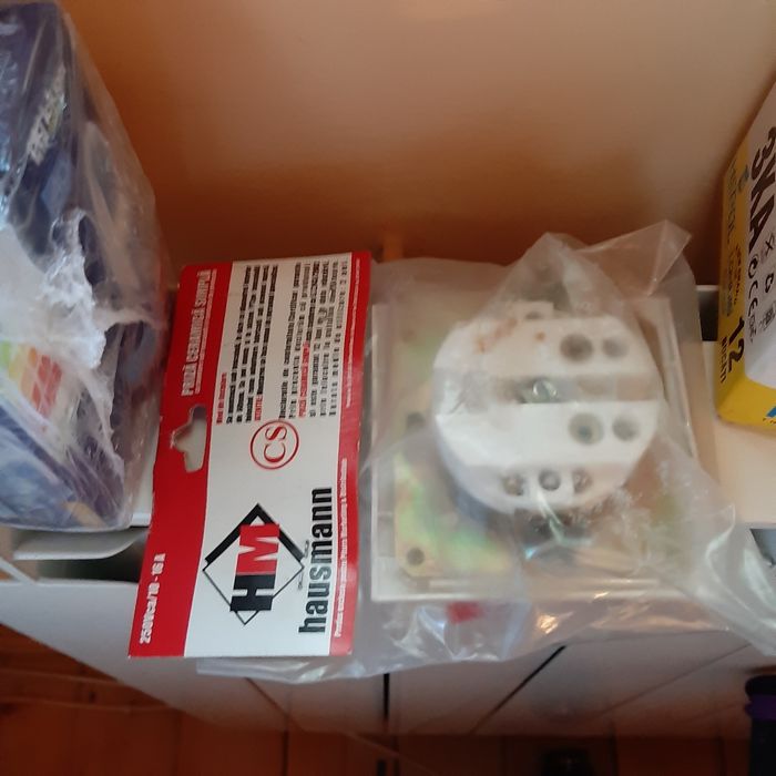 Bec halogen si bec clar E27 ,E14 Sigurante mono.