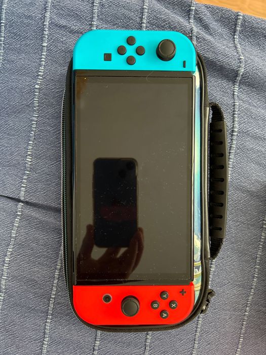 Nintendo Switch използвано един път.Няма да сгрешите.