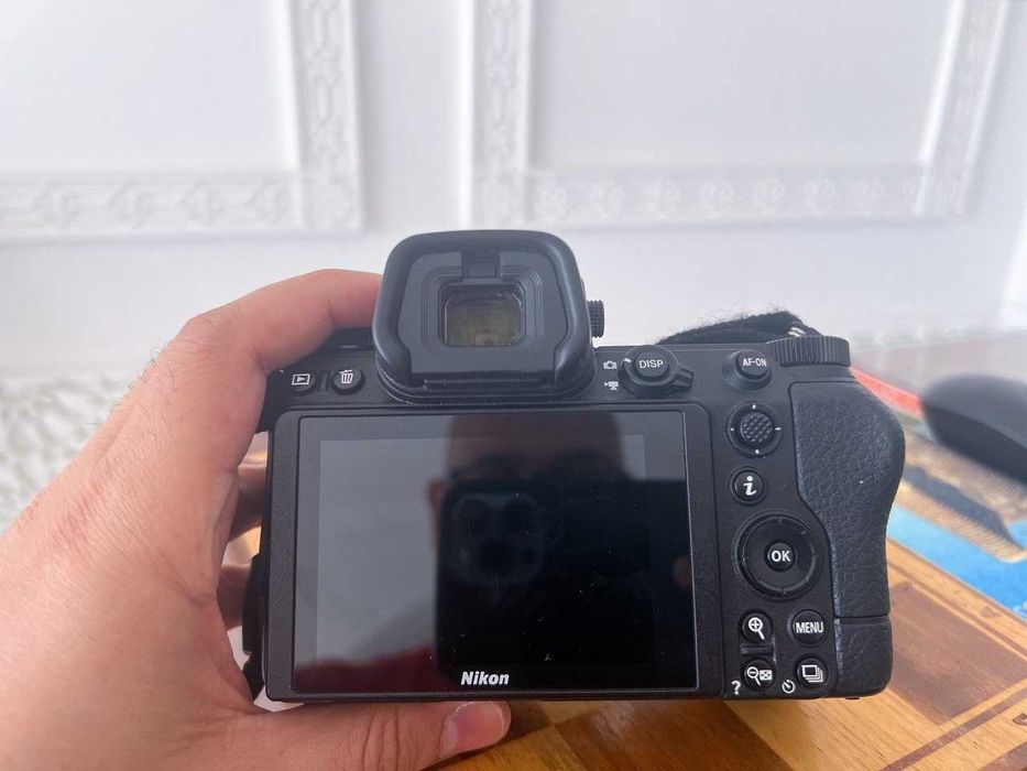 Nikkon ZII full-frame, mirrorless