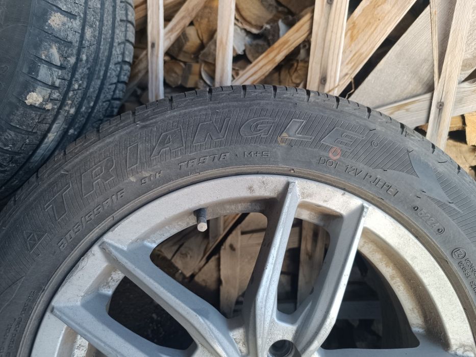 Продам Летние Шины с дисками R 16