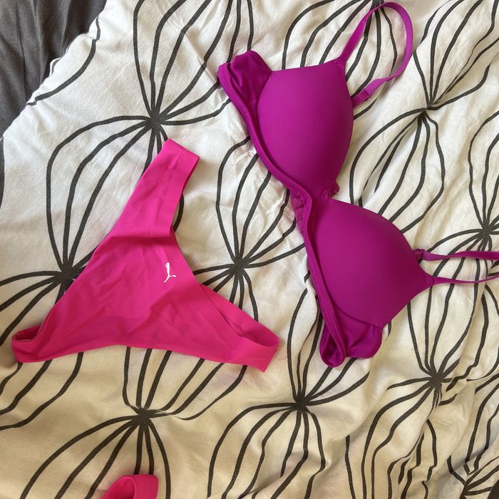 Set lenjerie intima roz