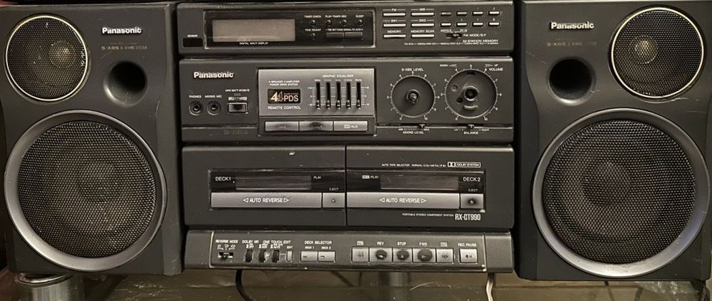 Продаётся аудио магнитофон panasonic