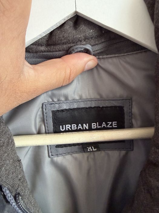 Geaca piele cu gluga detasabila
