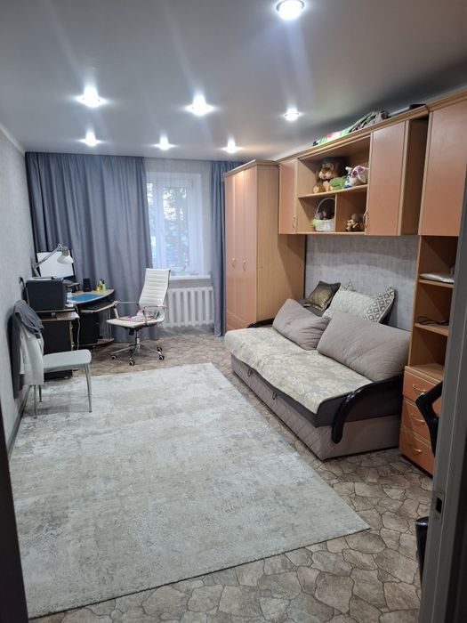 Продам квартиру на Уральской 23