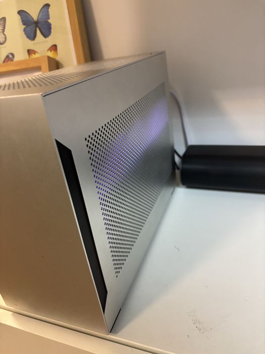 PC Gaming SFF High-End – Ryzen 7 9800X3D + RX 9070 XT 16GB – DAN A4-H2O