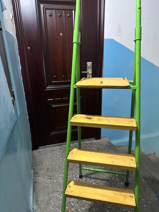 Продается складная лесница